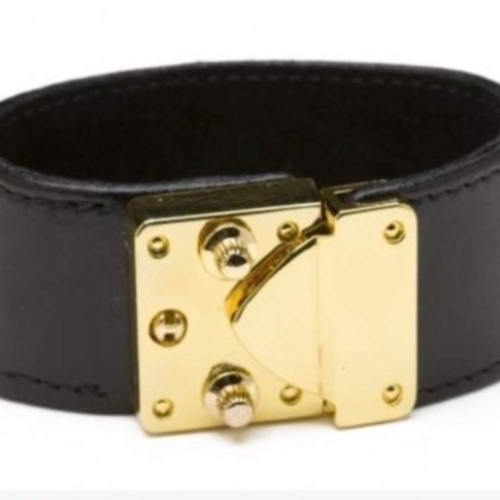 CC Skye Black Leather Kenzie Lock Bracelet